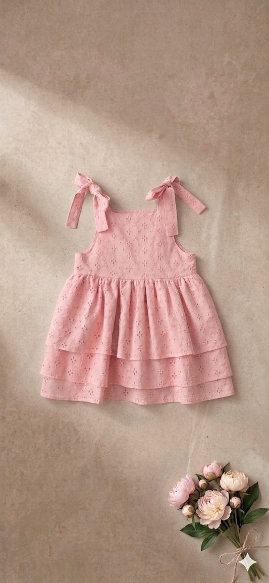 Lianne Elbise - Pembe